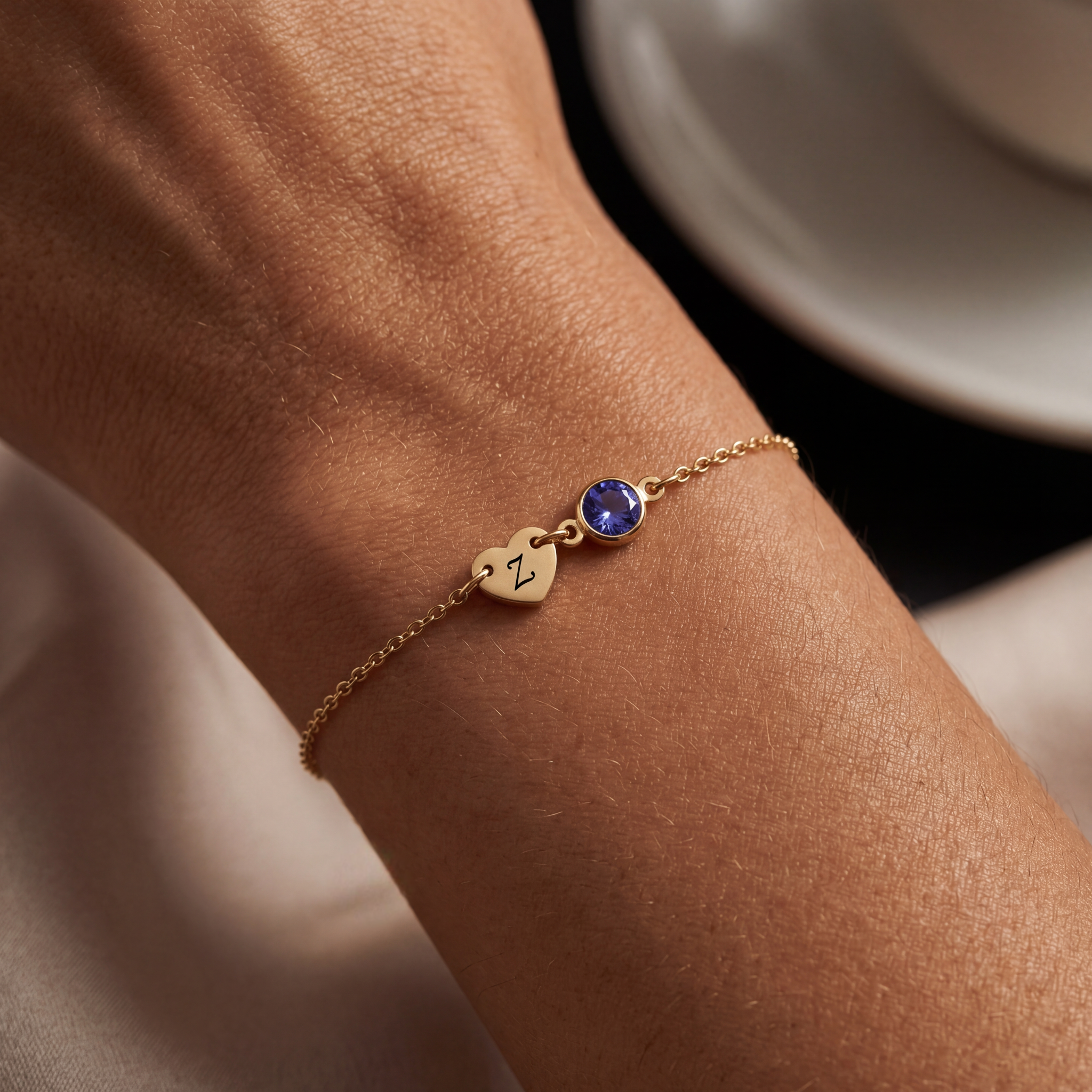 Pulseira de Pedras de Nascimento "Mira"